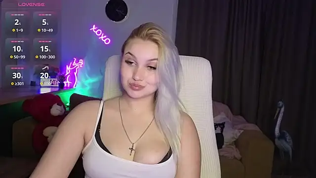 adrelaxina online show from April 3, 2026, 8:18 pm