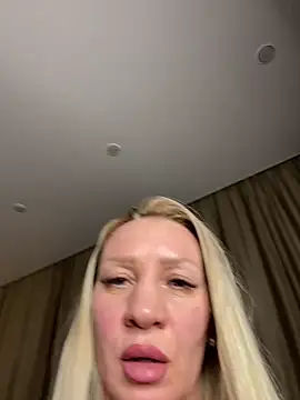 Bellissa  online show from March 23, 2026, 2:21 pm