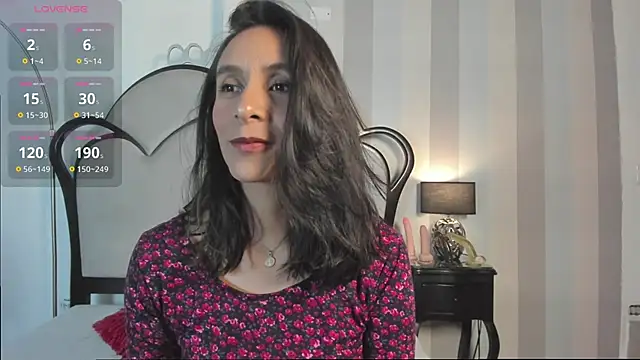 Snapshot of MiaAmore_ chatting on May 8, 2026, 6:57 pm MiaAmore online show from May 8, 2026, 6:57 pm