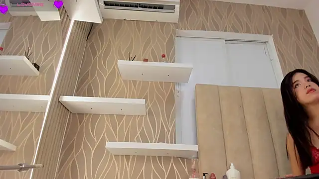 abby swith41 online show from November 18, 2025, 12:42 pm