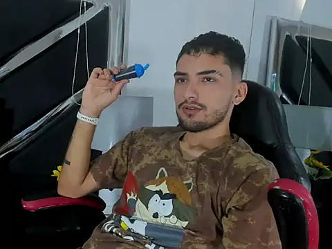 AlekRuizx online show from September 10, 2025, 8:31 pm