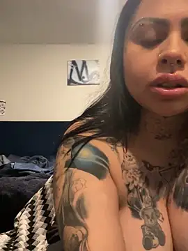 chicanachic13 online show from September 13, 2025, 5:18 am