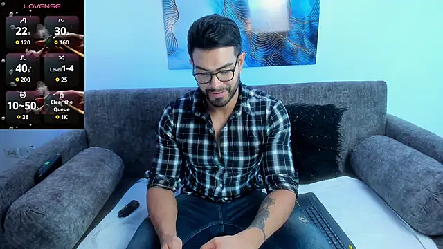 ZarekFox online show from October 13, 2025, 7:25 pm