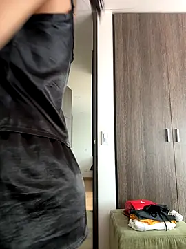 Victoria alson online show from October 21, 2025, 3:24 pm