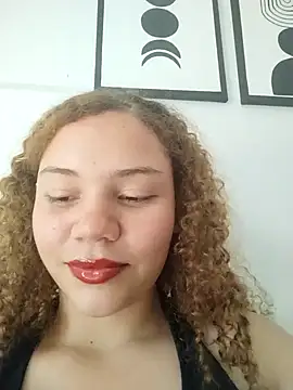 SirenRouge 69 online show from November 24, 2025, 7:24 pm