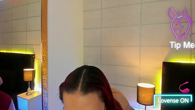 fieryluciana online show from October 4, 2025, 4:10 am