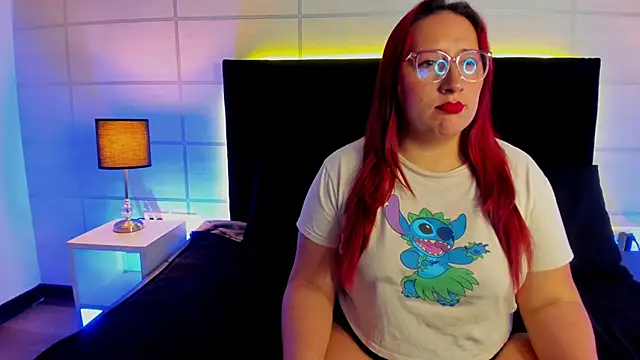 fieryluciana online show from October 12, 2025, 4:11 am