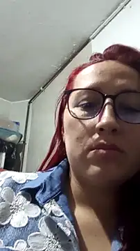 fieryluciana online show from October 20, 2025, 6:25 am