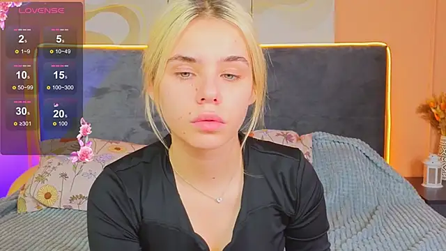 Mira Melts online show from September 19, 2025, 1:23 pm