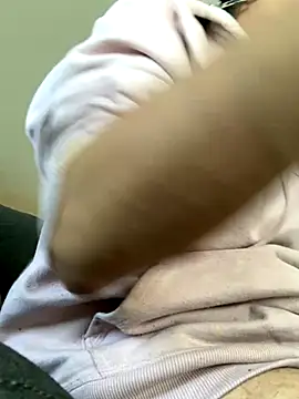 DanBfl online show from October 9, 2025, 7:56 pm