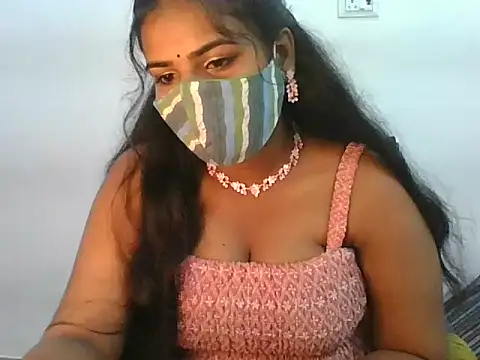 Hotty Niya online show from September 18, 2025, 3:25 pm