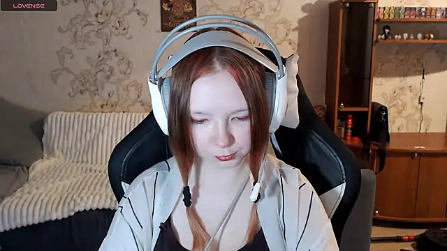 Snapshot of PansyBorriello chatting on October 3, 2025, 4:15 pm PansyBorriello online show from October 3, 2025, 4:15 pm