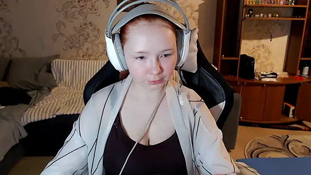 Snapshot of PansyBorriello chatting on October 17, 2025, 4:09 pm PansyBorriello online show from October 17, 2025, 4:09 pm