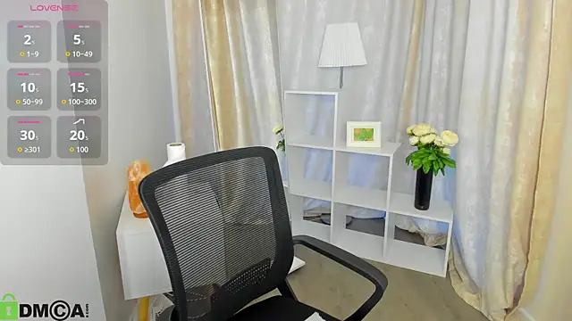 Hella Fabel online show from October 2, 2025, 1:12 am