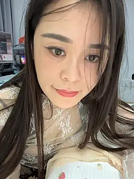 penny996 online show from November 18, 2025, 2:32 pm