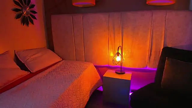 Skarleth Stiv online show from September 28, 2025, 10:37 pm