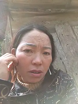 Snapshot of _Helala_ chatting on January 17, 2026, 5:12 am Helala online show from January 17, 2026, 5:12 am