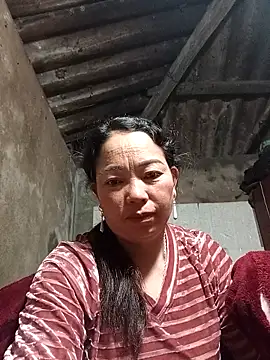 Snapshot of _Helala_ chatting on February 13, 2026, 11:34 pm Helala online show from February 13, 2026, 11:34 pm