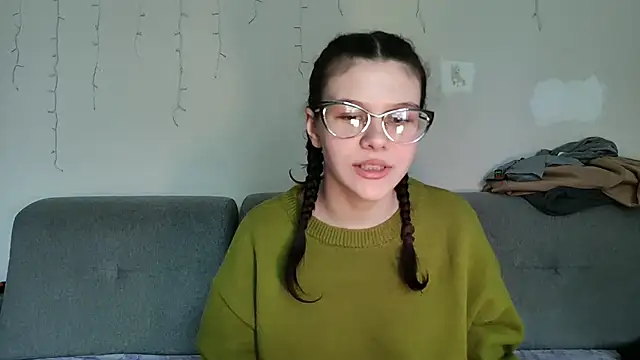 Snapshot of LaVostraDorothy chatting on May 9, 2026, 1:27 pm LaVostraDorothy online show from May 9, 2026, 1:27 pm