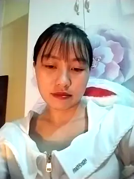   Sasulq   online show from September 17, 2025, 4:08 pm