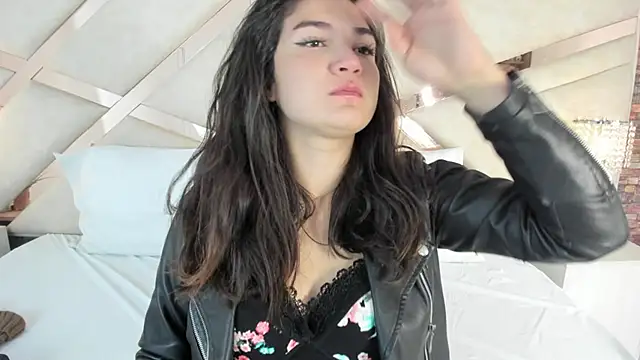 Valery Brand online show from September 25, 2025, 12:20 pm