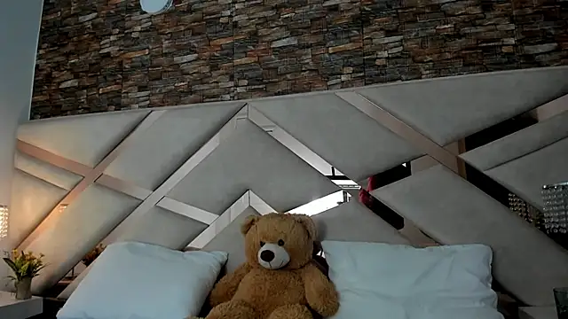 Valery Brand online show from October 3, 2025, 12:13 pm