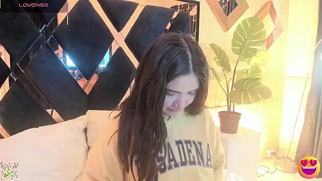 Valery Brand online show from February 19, 2026, 2:24 pm