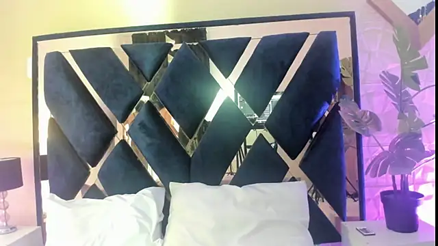 Snapshot of Valery_Brand chatting on June 11, 2026, 1:20 pm Valery Brand online show from June 11, 2026, 1:20 pm