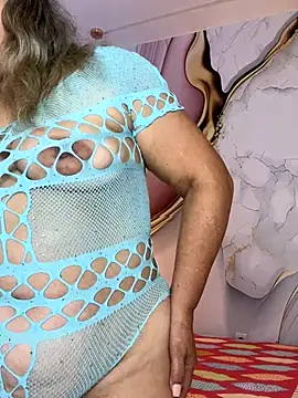 Lucy Milf 474 online show from October 11, 2025, 12:04 pm