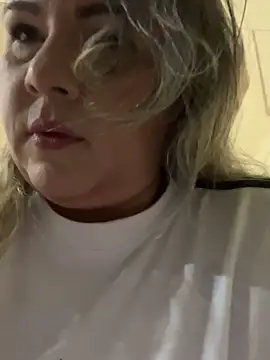 Lucy Milf 474 online show from November 27, 2025, 11:56 am