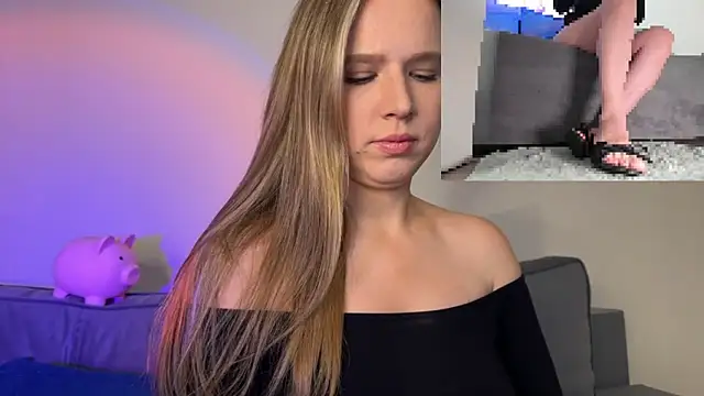 GoddessRoss online show from October 7, 2025, 5:43 pm