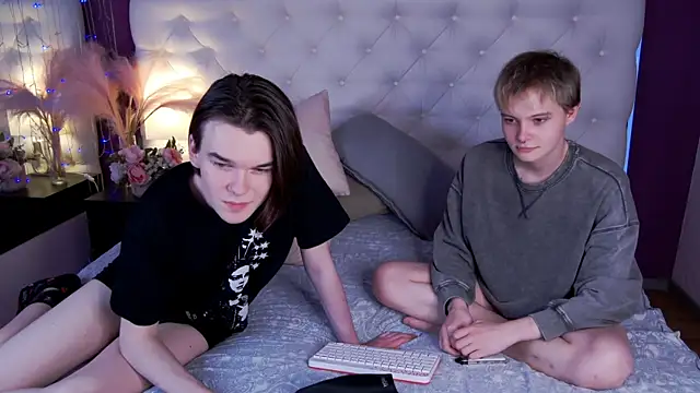  Cheesecake s online show from October 11, 2025, 9:57 pm