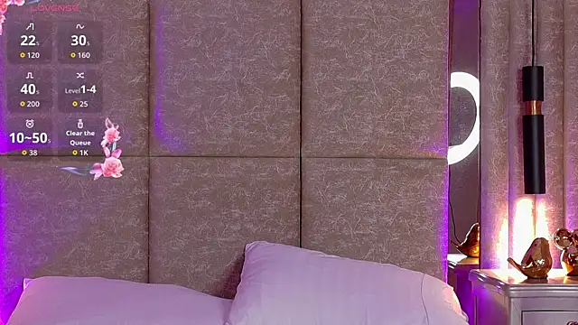 Martina-Roberts- online show from September 25, 2025, 4:05 am