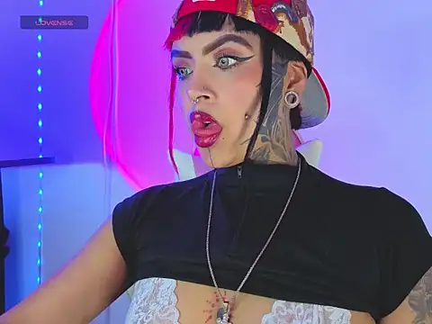 Adamsniki online show from September 15, 2025, 4:12 am