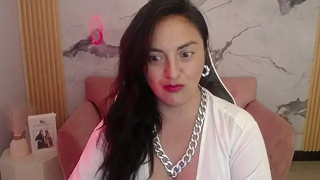 tamara ch1 online show from November 18, 2025, 3:34 am