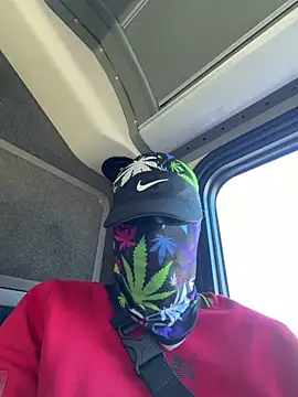 Snapshot of Vikehim chatting on October 27, 2025, 10:47 pm Vikehim online show from October 27, 2025, 10:47 pm