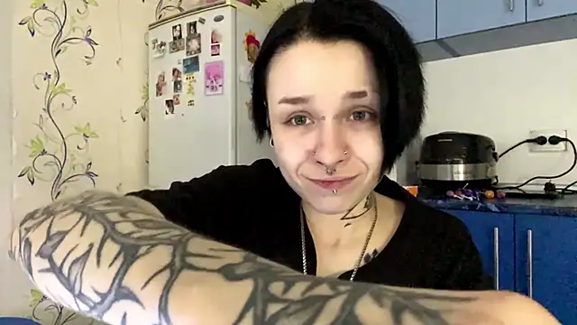 CandaceBlaze online show from October 4, 2025, 8:18 pm