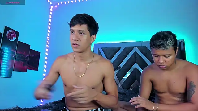 Robertmiller21 online show from October 4, 2025, 4:43 am