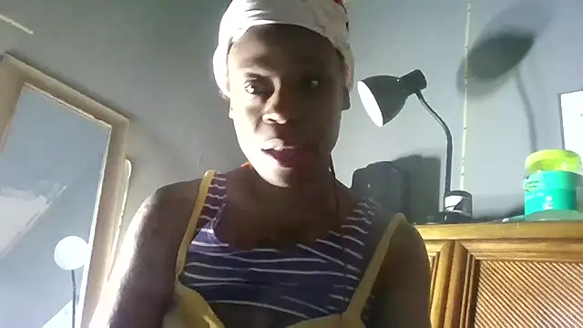 Snapshot of Tishrella6 chatting on June 21, 2026, 6:27 am Tishrella6 online show from June 21, 2026, 6:27 am