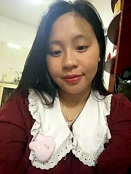 maianhcute online show from September 16, 2025, 12:50 pm