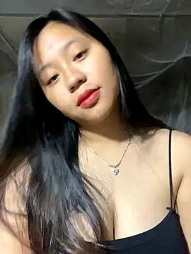 maianhcute online show from October 7, 2025, 1:25 am