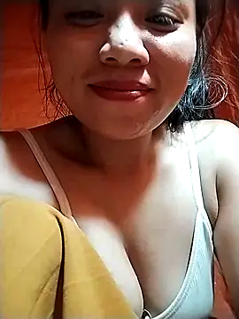 venu00 online show from October 1, 2025, 12:44 pm