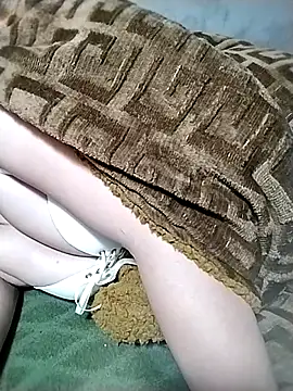 venu00 online show from March 21, 2026, 12:59 am