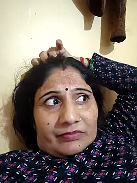 Snapshot of Rakhi99x chatting on October 5, 2025, 5:11 pm Rakhi99x online show from October 5, 2025, 5:11 pm