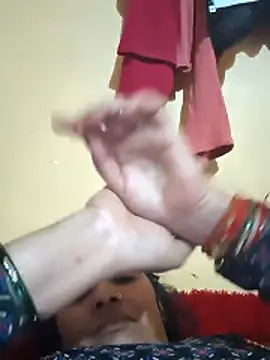 Snapshot of Rakhi99x chatting on October 27, 2025, 4:00 pm Rakhi99x online show from October 27, 2025, 4:00 pm