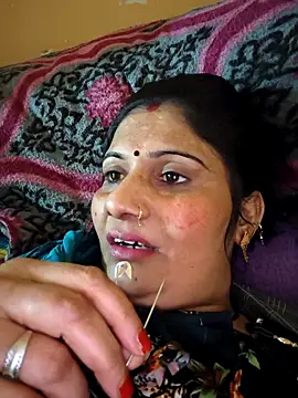 Snapshot of Rakhi99x chatting on December 3, 2025, 9:18 am Rakhi99x online show from December 3, 2025, 9:18 am