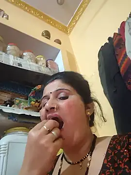 Snapshot of Rakhi99x chatting on March 27, 2026, 5:23 pm Rakhi99x online show from March 27, 2026, 5:23 pm