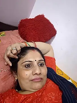 Snapshot of Rakhi99x chatting on May 5, 2026, 4:04 pm Rakhi99x online show from May 5, 2026, 4:04 pm