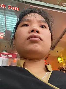 Ngoc-bbi online show from September 27, 2025, 6:07 am