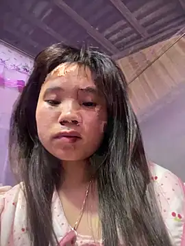 Snapshot of Ngoc-bbi chatting on April 25, 2026, 4:37 pm Ngoc-bbi online show from April 25, 2026, 4:37 pm